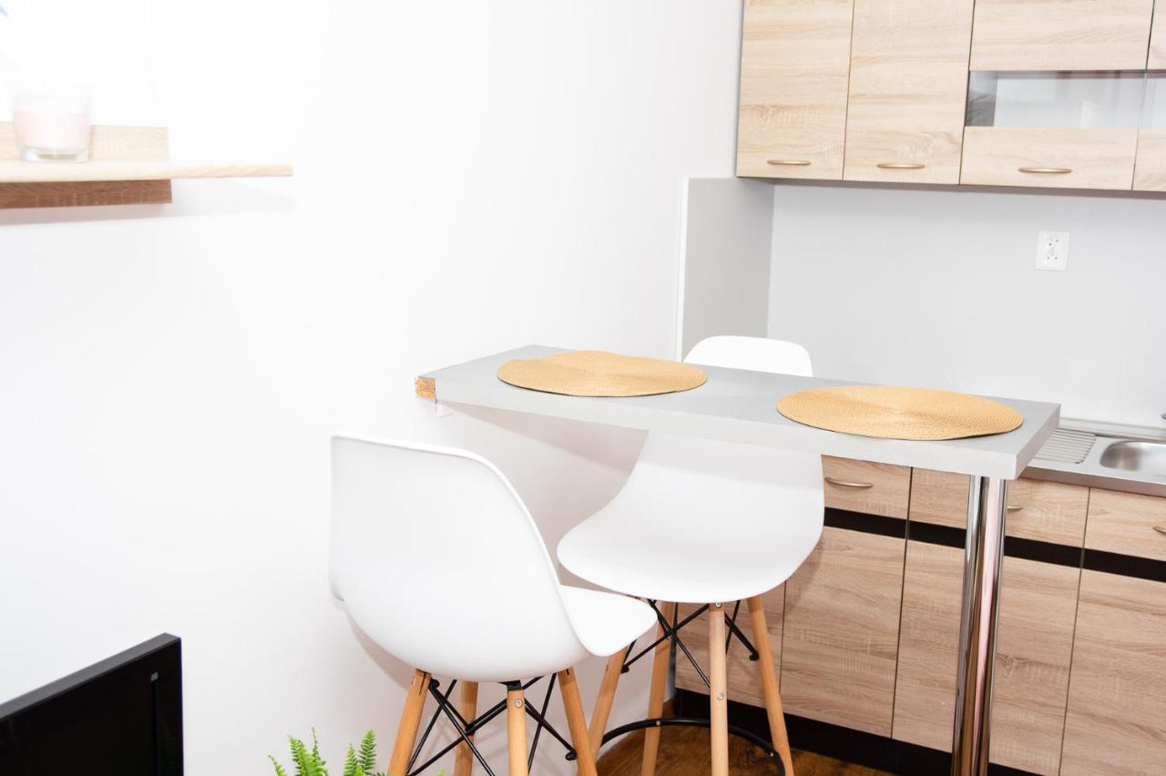 Cosy Studio In Nové Zámky Εξωτερικό φωτογραφία