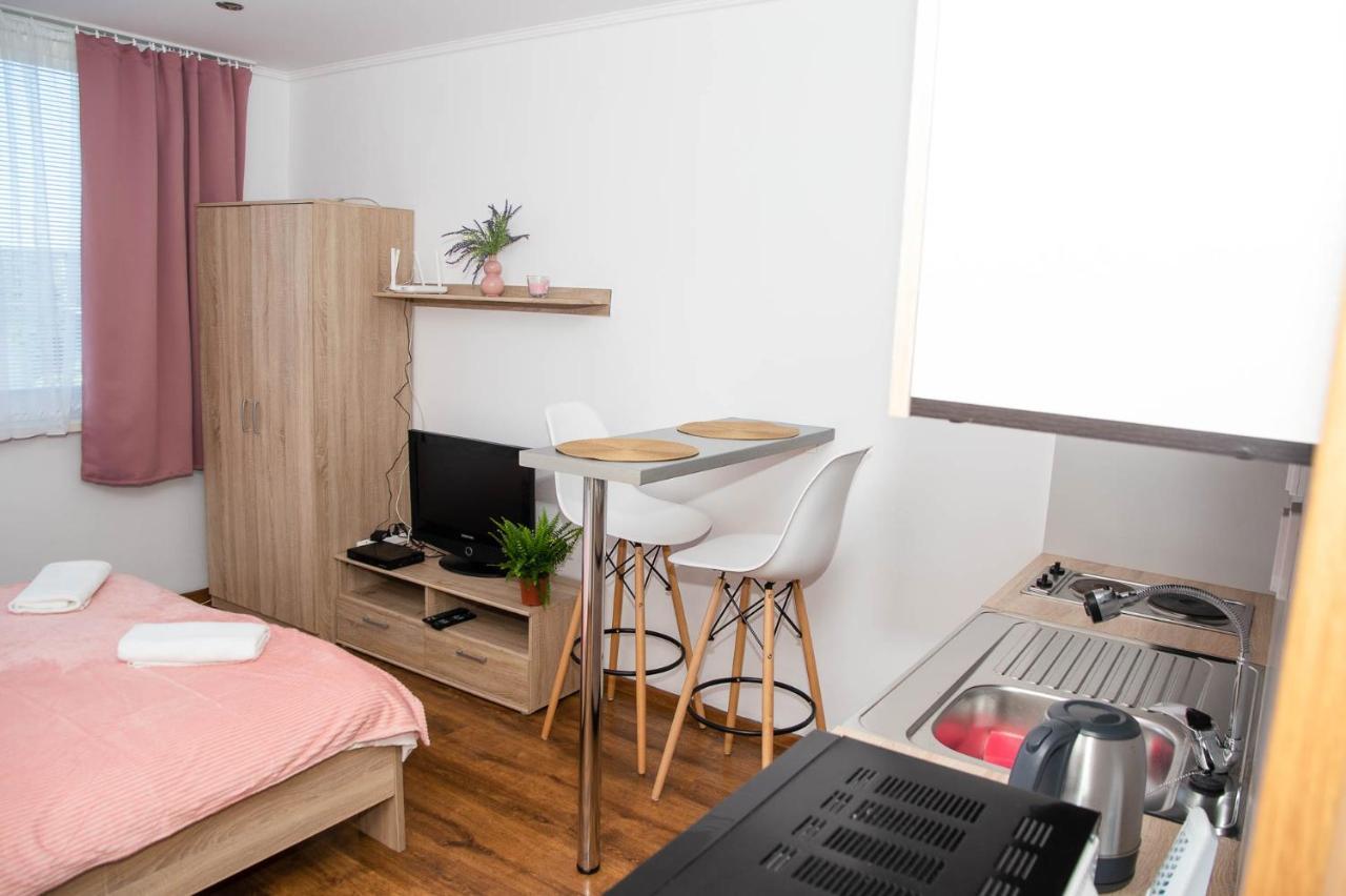 Cosy Studio In Nové Zámky Εξωτερικό φωτογραφία